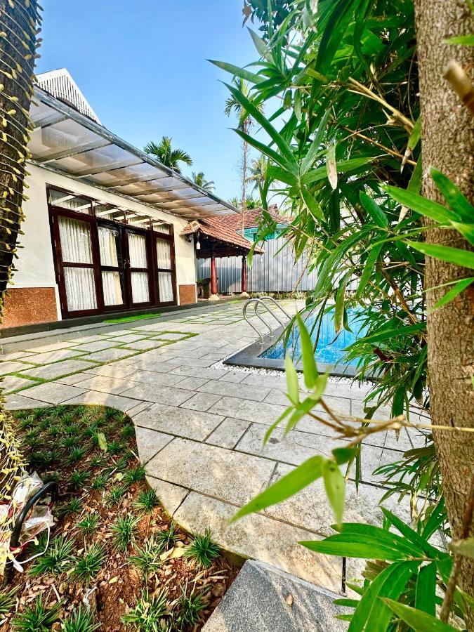 Cherai Lake Resort Cherai Beach Exterior photo