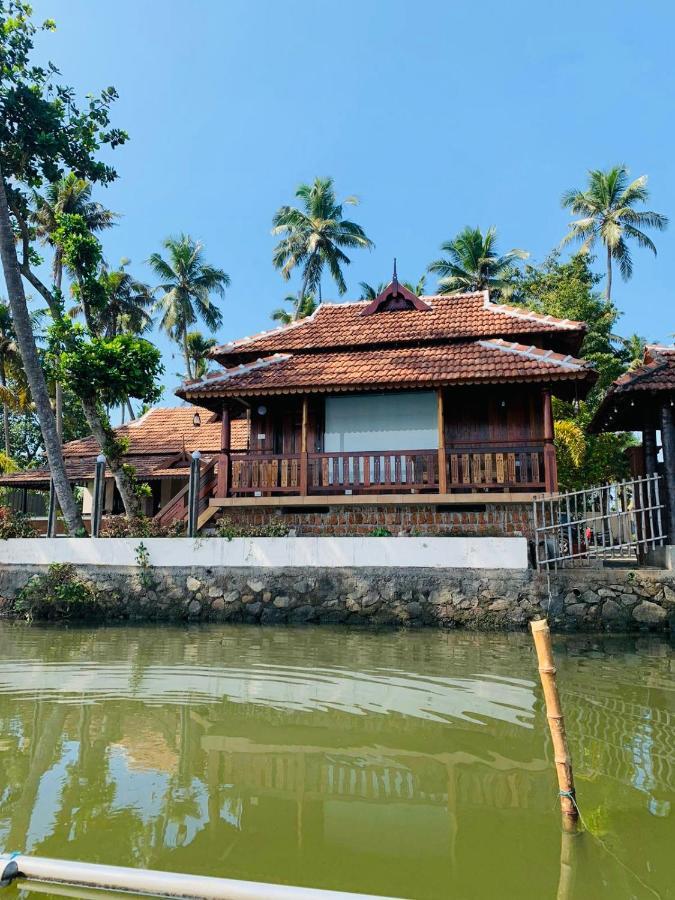 Cherai Lake Resort Cherai Beach Exterior photo